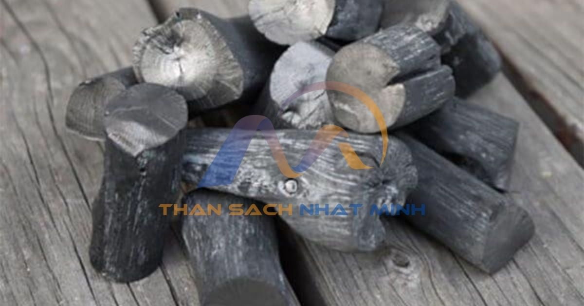 Than trắng bichotan